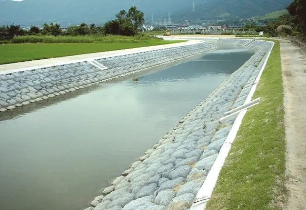 河川